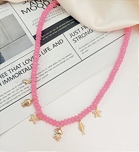 Colar NONA longuinho pingentes charms folheados a ouro