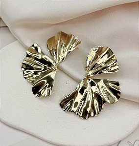 Brinco BARI meia flor folheada a ouro