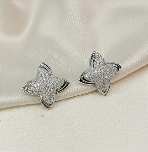 Brinco REMINI trevo cravejado de zirconia CRISTAL folheado a prata