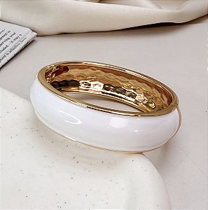 Bracelete JASON resinado cor off basic folheado a ouro