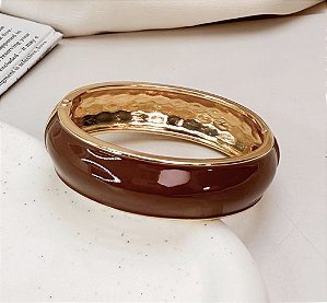 Bracelete JASON resinado cor marrom basic folheado a ouro