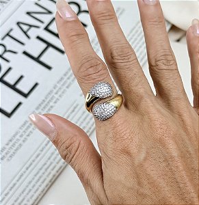 Anel HANS gotas cravejada com microzirconia folheado a ouro