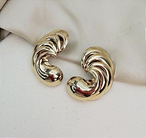 Brinco ACSA croissant folheado a ouro