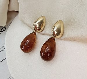 Brinco PENINA pingente gota caramelo folheada a ouro