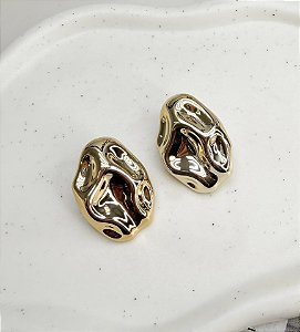 Brinco SUVA organico folheada a ouro