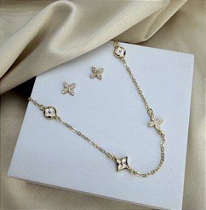 Conjunto LYRA colar trevos cravejados folheada a ouro