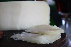 Queijo de Ovelha 100% Artesanal da Alagoa Sítio Salomão - 450g