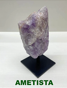 PEDRAS BRUTA NA BASE DE FERRO