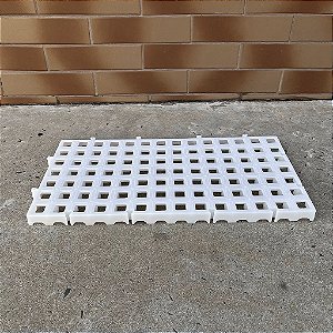 Estrado Plástico 25 x 50