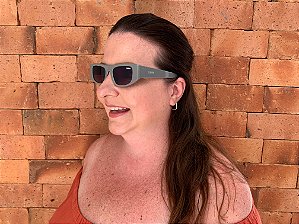 Óculos de Sol Feminino Karina Loopp