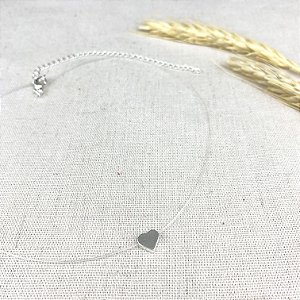 Colar Curto Fio nylon pingente coração - Prata