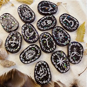 Runas das bruxas - Oráculo das bruxas