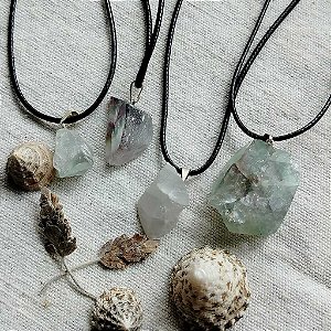 Colar De Cristal Bruto - Fluorita