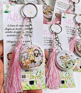 10 Bottons Chaveiros Dupla-Face com Card + Tassel + Miçangas + Embalagem Individual - Safari Menina