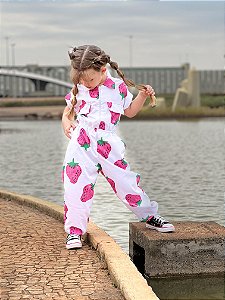 Macacão Zíper Moranguinho