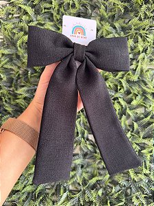 Laço de Linho Preto