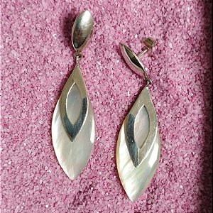 Brincos em Prata 925 com Madrepérolas