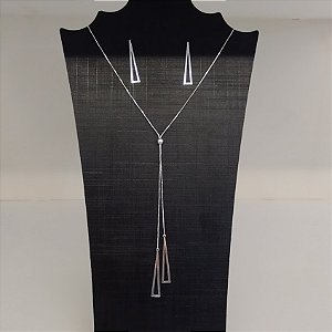 Conjunto Corrente-gravata com pingentes triangulares e Brincos triangulares em Prata 925