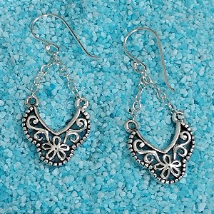 Brincos em Prata 925 trabalhada com correntinhas