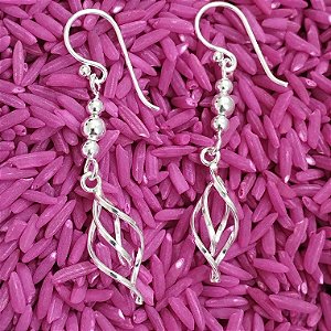 Brinco levissimo em Prata 925 "Com bolinhas - torcidinho"