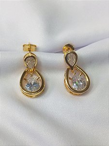 Brinco Cristal c/ formato com pedra em 2 gotas (24MM) - Ouro 18K