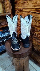 Bota texana couro preto liso