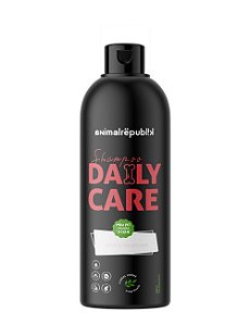 Shampoo Daily Care Fragrância Floral Verde ANIMAL REPUBLIK 500ML