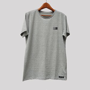 Camiseta Selo - Algodão Eco3 Premium Curinga