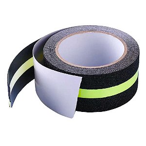 FITA ANTIDERRAPANTE COM FAIXA FOTOLUMINESC BOM-1359 SP