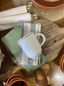 Caneca aquarela bege