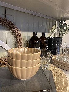 Bowl pétala areia