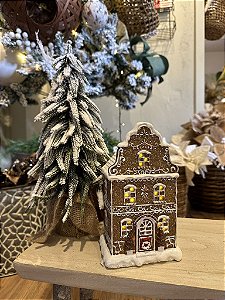 Casa ginger de resina