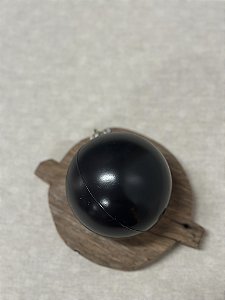 Bola preta fosca