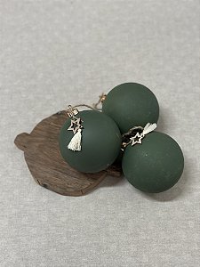 Jogo de bolas verdes