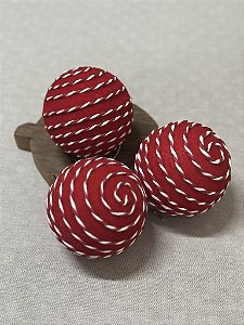 Jogo de bolas vermelho e branco