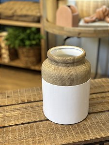 Vaso de cerâmica branco