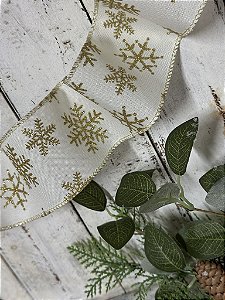 Fita com flocos de neve dourado