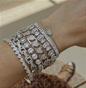 Pulseira torcida cravejada