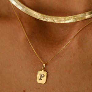 COLAR INICIAIS PLAQUINHA