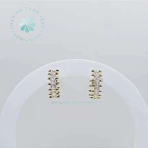 Brinco Semijoia Argola Pontuda Click Média (dourado)
