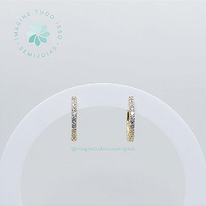 Brinco Semijoia Argola Cravejado Delicado Click Grande (dourado)