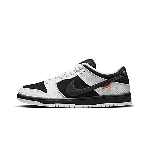 Nike SB Dunk Low "TIGHTBOOTH"