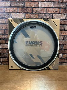 Pele para Bumbo Evans Emad Heavyweight 22" Filme Duplo Extra Heavy