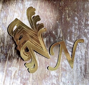 Letras laminadas com 5cm de altura