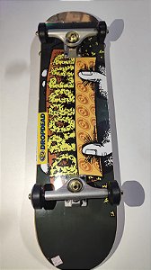 SKATE DROPDEAD BOLADO 8" - Montado na loja