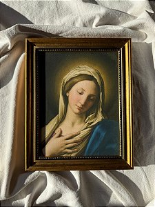 Gabinete de Maio 2025 - A Virgem rezando - REPESCAGEM