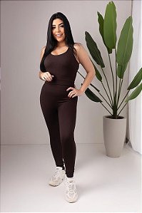 CONJUNTO FITNESS AMANDA LEGGING E SHORT - MARROM