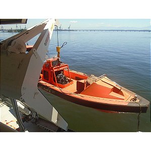 Serviço de Manutenção em Bote de Resgate (Rescue boat)