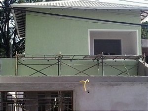 Estrutura metálica de telhado