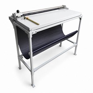 Refiladora duplo eixo 106 cm com mesa para papel, lona e vinil adesivo